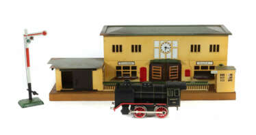 Bahnhof und Lok Märklin, Spur 0, Bahnhof 2002, BZ 1938-55, Flachdach, …