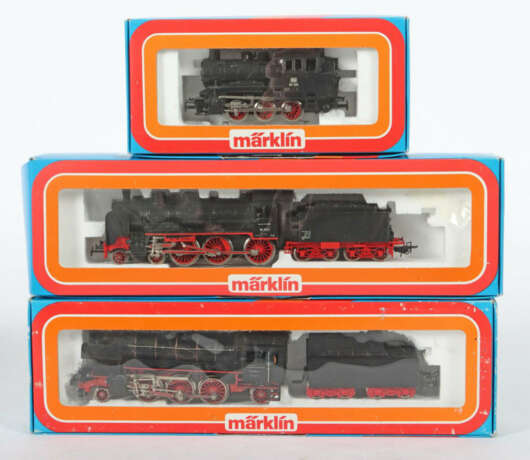 3 Lokomotiven Märklin, Spur H0, 1 x Nr. 3000, BN 89 006, im OK; 1 x Nr… - photo 1 3 Lokomotiven Märklin, Spur H0, 1 x Nr. 3000, BN 89 006, im OK; 1 x Nr… - photo 1