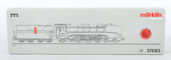 Schnellzug-Dampflok mit Tender Märklin, Spur H0, Nr. 37082, Stromlinen… - photo 1 Schnellzug-Dampflok mit Tender Märklin, Spur H0, Nr. 37082, Stromlinen… - photo 1