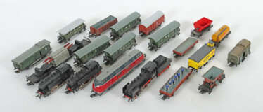 Konvolut Eisenbahn Märklin, Spur H0 mit 3 x Dampflok: TM 800, 3031 und…