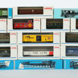 16 Wagen Märklin, Spur H0, mit 4 x D-Zug-Wagen: 4024, 4026, 4027, 4064… - photo 1