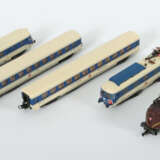 1 Lok, 1 Triebwagenzug Lima und Rivarossi Italien, Rivarossi: 1 x Lok … - фото 1