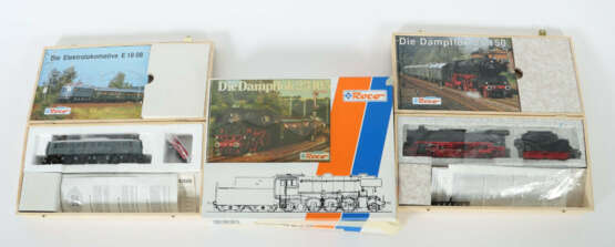 3 Lokomotiven ROCO, Spur H0, 2 x Museums-Edition in Holzkiste mit alle… - photo 1 3 Lokomotiven ROCO, Spur H0, 2 x Museums-Edition in Holzkiste mit alle… - photo 1