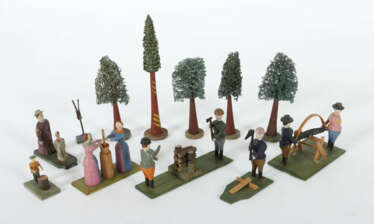 7 Minaturen und 5 Bäume Erzgebirge, um 1900/20, meist wohl Grulich, mi…