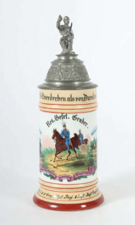 Reservistenkrug Porzellan, 0,5 l, Infanterie-Regiment, bez.: ''zum And… - photo 1 Reservistenkrug Porzellan, 0,5 l, Infanterie-Regiment, bez.: ''zum And… - photo 1