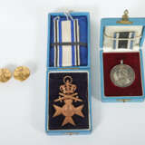 2 Orden und 2 Knöpfe Kaiserreich, Bayern, 1x silberne Militär-Verdiens… - photo 1