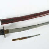 Katana Japan, 19. Jh., dazu ein schwarz lackierter Holzständer (wohl j… - Foto 2