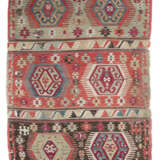 Kelim mit 3x2 Medaillons Anatolien, Ende 19. Jh., einbahniger Schlitzk… - Foto 1
