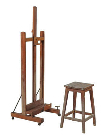Atelier-Staffelei mit Hocker 20. Jh., Staffeleigestell aus Buche mit M… - фото 1
