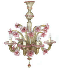 Sechsflammiger Murano-Deckenleuchter Italien, 1970er Jahre, die Glasel…