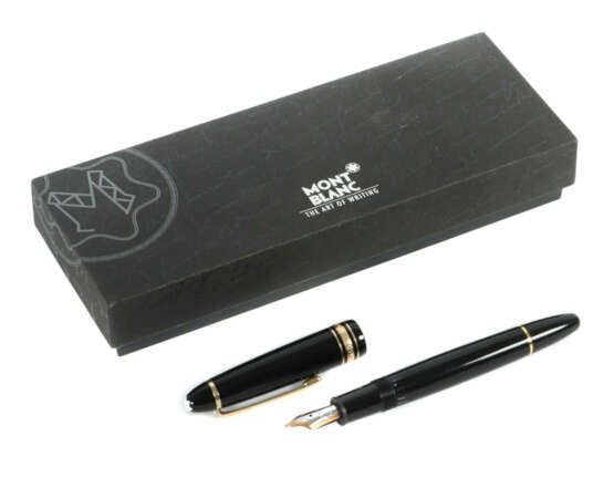 Montblanc-Kolbenfüller ''Meisterstück'' Gehäuse aus schwarzem Edelharz… - фото 1
