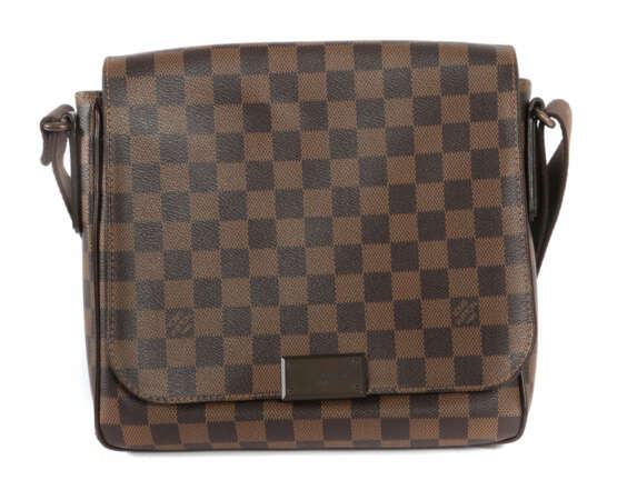 Louis Vuitton-Schultertasche ''District'' Paris, 2013, Damier Ebene Ca… - photo 1 Louis Vuitton-Schultertasche ''District'' Paris, 2013, Damier Ebene Ca… - photo 1