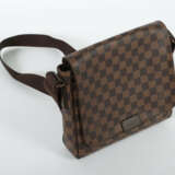 Louis Vuitton-Schultertasche ''District'' Paris, 2013, Damier Ebene Ca… - photo 2