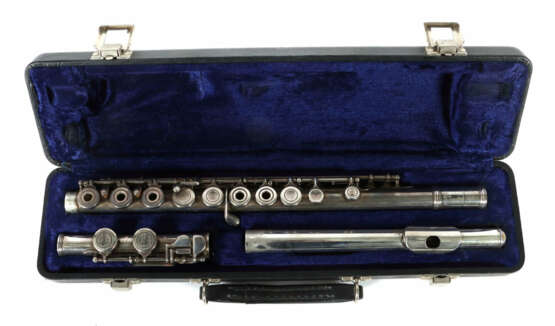 Querflöte W.T. Armstrong ELKHART- IND Model 80, Seriennummer: 25 2946,… - photo 1 Querflöte W.T. Armstrong ELKHART- IND Model 80, Seriennummer: 25 2946,… - photo 1