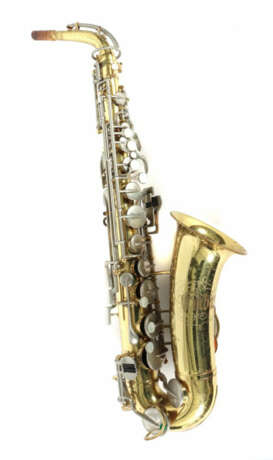 Alt-Saxophon Embassy, Modellnummer 103215, ca. Mitte 20 Jh., Goldmessi… - photo 1 Alt-Saxophon Embassy, Modellnummer 103215, ca. Mitte 20 Jh., Goldmessi… - photo 1
