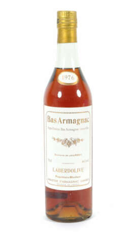 Bas-Armagnac Laberdolive S.A.S Fins Eaux-de-Vie du Bas-Armagnac, Domai… - photo 1 Bas-Armagnac Laberdolive S.A.S Fins Eaux-de-Vie du Bas-Armagnac, Domai… - photo 1