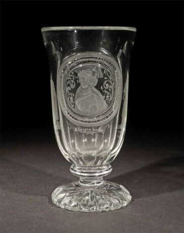 Portraitpokal Deutschland, 19. Jh., farbloses Kristallglas, dickwandig… - photo 2
