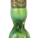 Vase mit Montur Joh. Loetz, Wwe, Klostermühle, um 1900, grün irisieren… - photo 1