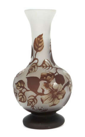 Vácu, A. Kamee Vase, Rumänien, um 1920, farbloses Glas mit braunem und… - Foto 1