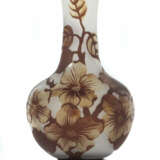 Vácu, A. Kamee Vase, Rumänien, um 1920, farbloses Glas mit braunem und… - Foto 2