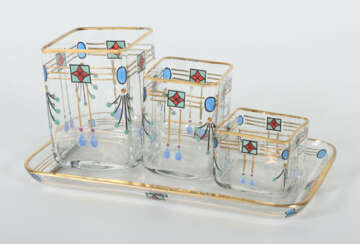 Riedl, Josef (attr.) Polaun/Tschechien, um 1920; Klarglas mit 3 quadra…