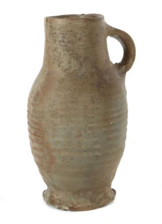 Weinkanne Siegburg oder Köln, 15. Jh., brauner Scherben, leicht gebauc… - photo 1 Weinkanne Siegburg oder Köln, 15. Jh., brauner Scherben, leicht gebauc… - photo 1