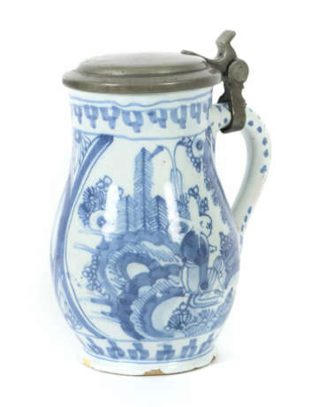 Fayence-Birnkrug Hanau/Deutschland, 18. Jh., heller Scherben, leicht g… - photo 1 Fayence-Birnkrug Hanau/Deutschland, 18. Jh., heller Scherben, leicht g… - photo 1