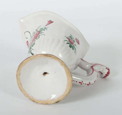 Steingut-Kanne Les Islette/Frankreich, um 1770, heller Scherben, aufst… - photo 4