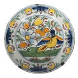 Fayenceteller mit Vogelmalerei Delft/Holland, 17./18 Jh., beiger Scher… - photo 1