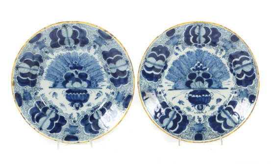 2 Teller mit Blaumalerei de Porceleyne Claew, Delft, 1700-1770, Kerami… - photo 1 2 Teller mit Blaumalerei de Porceleyne Claew, Delft, 1700-1770, Kerami… - photo 1