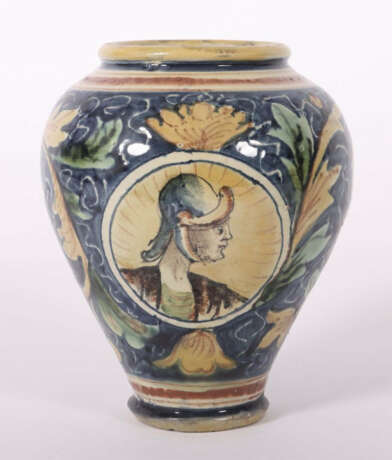 Majolika-Apothekergefäß wohl Süditalien/Sizilien um 1720; beiger Scher… - photo 2 Majolika-Apothekergefäß wohl Süditalien/Sizilien um 1720; beiger Scher… - photo 2