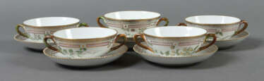 5 Suppentassen mit 6 Unteren mit Dekor ''Flora Danica'' Royal Copenhag…