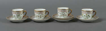 4 Mokkatassen mit 5 Unteren mit Dekor ''Flora Danica'' Royal Copenhage…