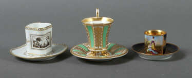 3 variierende Ziertassen mit Unteren KPM Berlin, Richard Ginori Doccia…