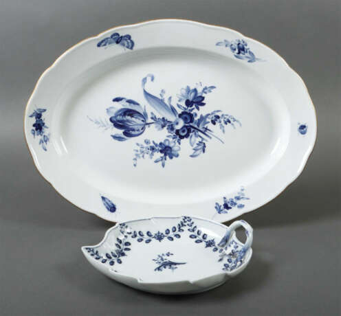Servierplatte und Blattschale Meissen, 1775 - 1924, Porzellan weiß gla… - photo 1 Servierplatte und Blattschale Meissen, 1775 - 1924, Porzellan weiß gla… - photo 1