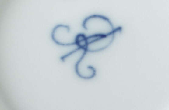 Suppentasse mit Unterer wohl Königliche Porcelain Fabrique, Meissen, c… - photo 2 Suppentasse mit Unterer wohl Königliche Porcelain Fabrique, Meissen, c… - photo 2