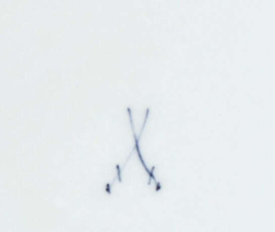 Rundschale mit Vogel- und Insektenmalerei Königliche Porzellan Manufak… - photo 2