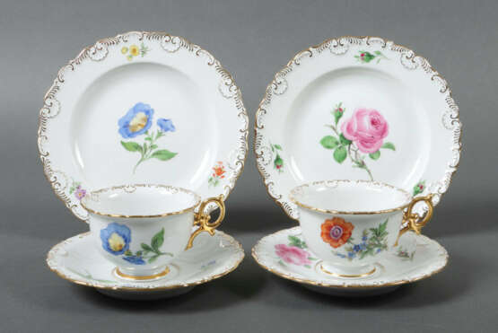 Paar Teegedecke mit Blumendekor Meissen, nach 1934, Porzellan mit Blum… - photo 1