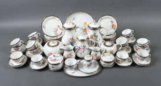 Meissen-Kaffee-/Teeserviceteile mit Kobaltrand für mind. 17 Personen ü… - photo 2