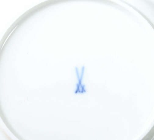 Meissen-Kaffee-/Teeserviceteile mit Kobaltrand für mind. 17 Personen ü… - photo 3