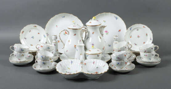 Kaffeeservice ''Streublume'' für 12 Personen mit Tischzier Meissen, na… - Foto 1