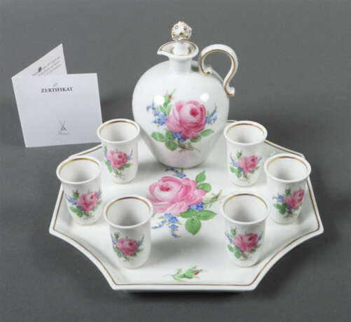 Schnapsservice mit Rosendekor Meissen, nach 1934, Weißporzellan glasie… - фото 2
