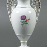 Henkelvase Meissen, 2. Hälfte 20. Jh., Weißporzellan, Amphorenform mit… - фото 2