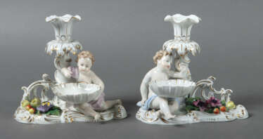 2 Leuchter mit Puttis Potschappel, Dresden, nach 1901, geschweifte Soc…