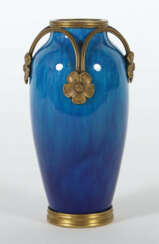 Jugendstil-Vase mit Messingmontur im Stil von Paul Jean Milet (1870-19…