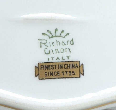 3 Deckeldosen mit Ansichten Ginori, Italien, 20. Jh., Porzellan glasie… - photo 2 3 Deckeldosen mit Ansichten Ginori, Italien, 20. Jh., Porzellan glasie… - photo 2