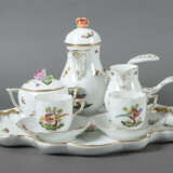 Herend-Mokka-Tête-à-tête mit Vogel- und Insektenmalerei Ungarn, 20. Jh… - photo 1