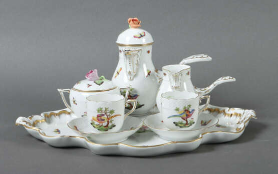 Herend-Mokka-Tête-à-tête mit Vogel- und Insektenmalerei Ungarn, 20. Jh… - photo 1 Herend-Mokka-Tête-à-tête mit Vogel- und Insektenmalerei Ungarn, 20. Jh… - photo 1