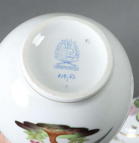 Herend-Mokka-Tête-à-tête mit Vogel- und Insektenmalerei Ungarn, 20. Jh… - photo 3 Herend-Mokka-Tête-à-tête mit Vogel- und Insektenmalerei Ungarn, 20. Jh… - photo 3
