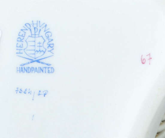 Konvolut Herend-Porzellan Herend, Ungarn, 20. Jh., Weißporzellan glasi… - photo 3 Konvolut Herend-Porzellan Herend, Ungarn, 20. Jh., Weißporzellan glasi… - photo 3